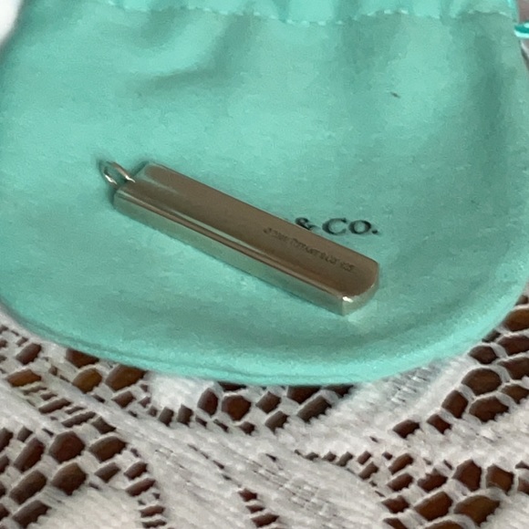 Tiffany 1837 Sterling Silver bar pendant - Picture 3 of 4
